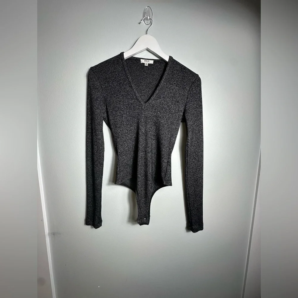 AGOLDE Tavi Mélange Rib Knit V Neck Sexy Bodysuit Size Medium - Picture 3 of 13